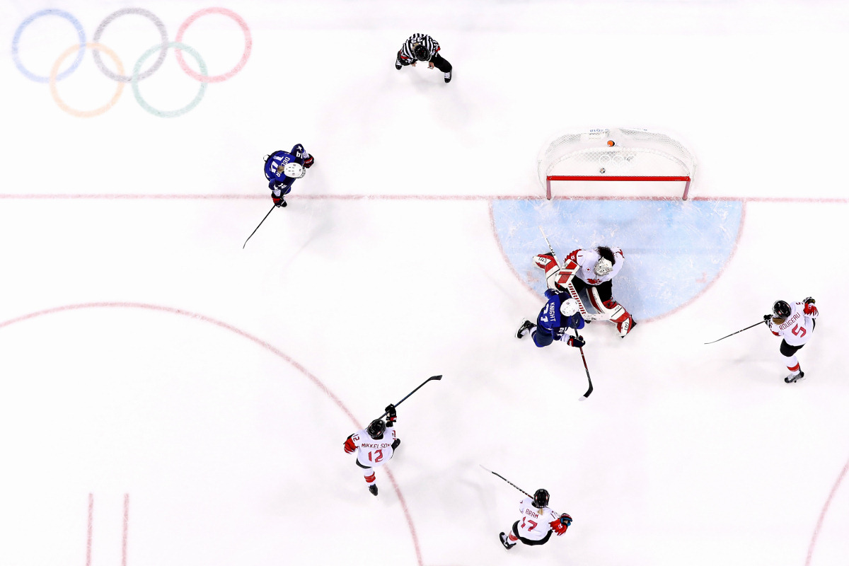 Финал женского хоккея: Канада — США 2:3