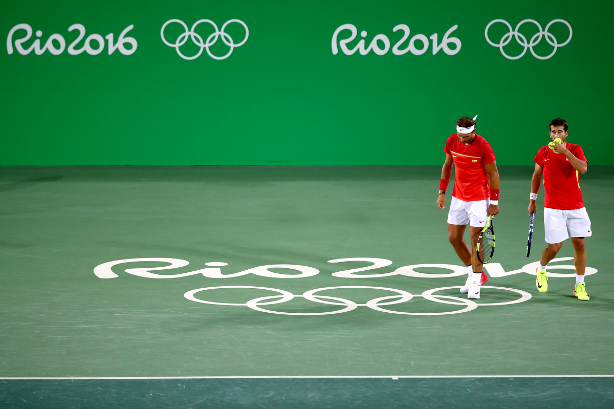 Золото теннисистов Надаля и Лопеса в парном разряде