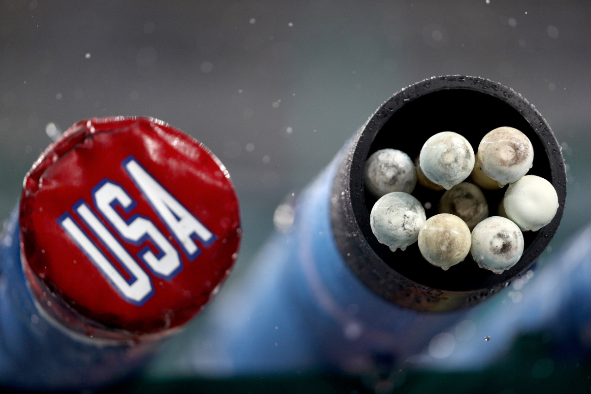 Победа бразильца да Сильвы в прыжках с шестом