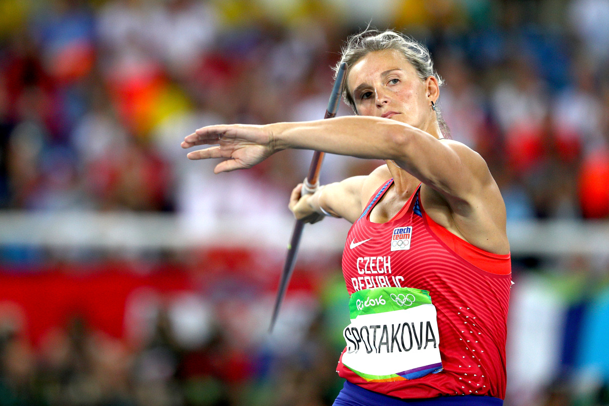 Золото Хорватки Сары Колак в метании копья