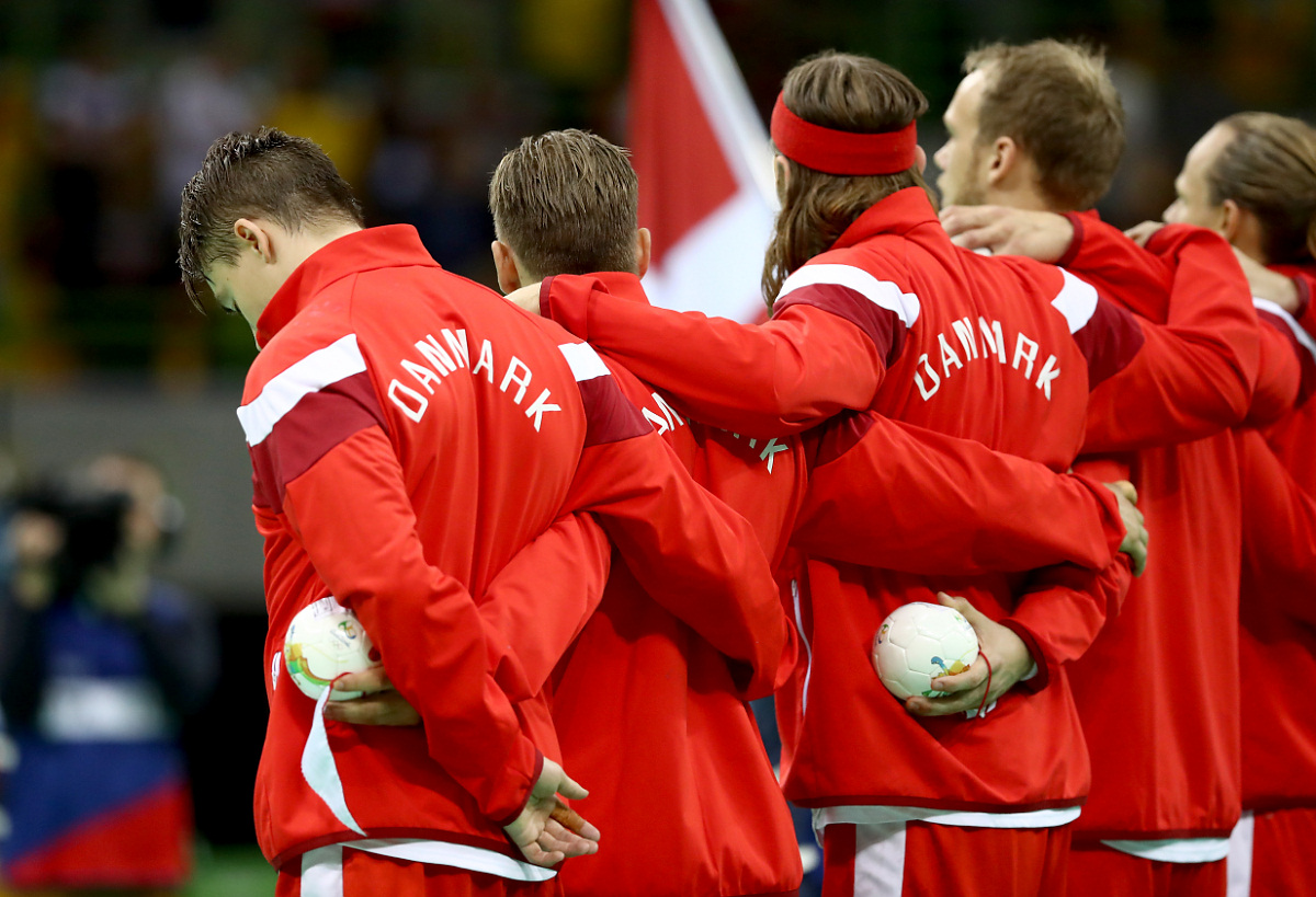 Победа датчан в финале гандбольного турнира