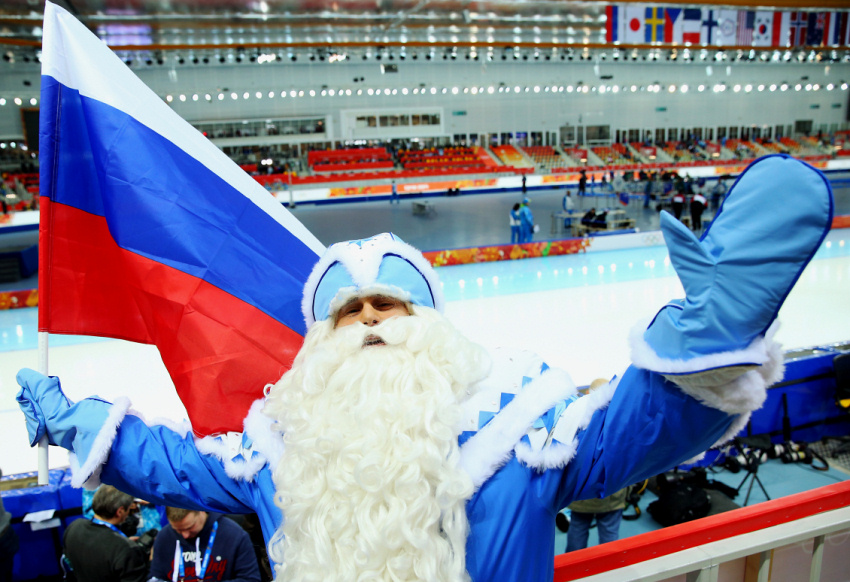 Триумф голландцев в беге на коньках на 5000 м