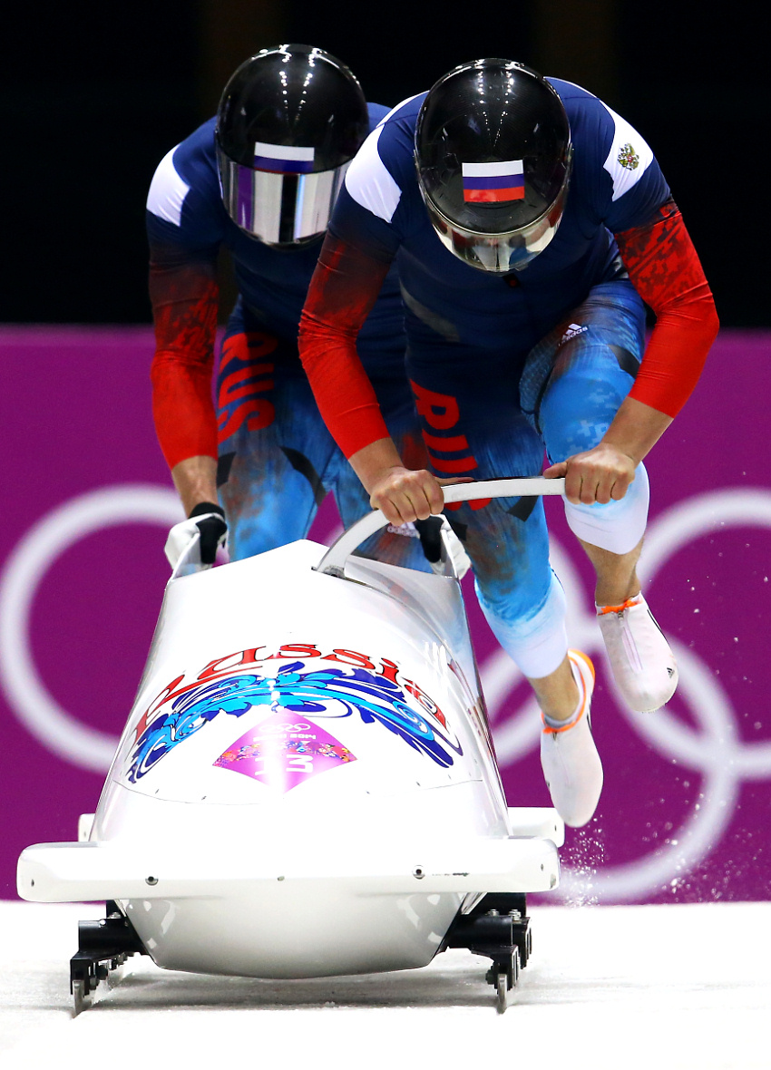 Золото Зубкова и Воеводы в бобслее