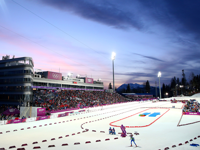 Золото норвежских биатлонистов в смешанной эстафете