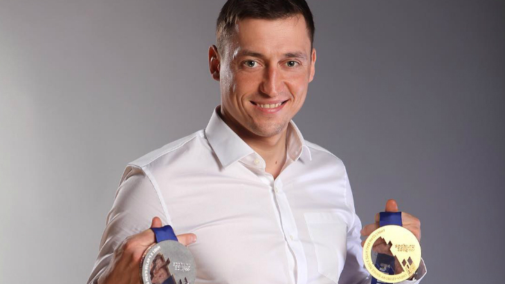 Александр Легков