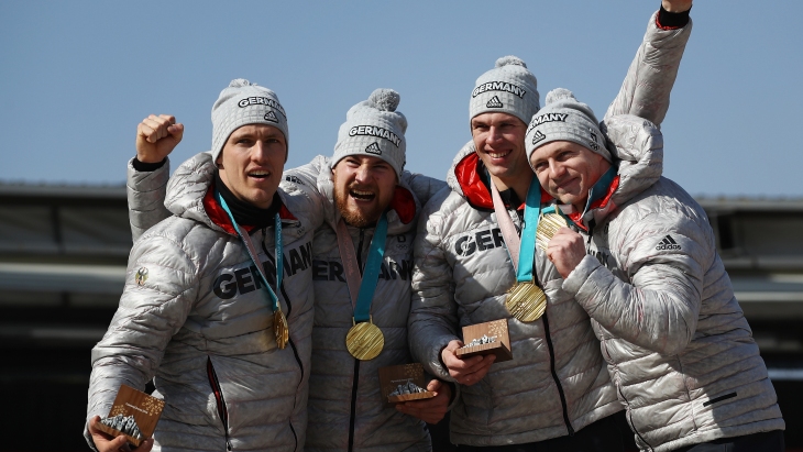 Немецкие бобслеисты победили в соревнованиях четверок