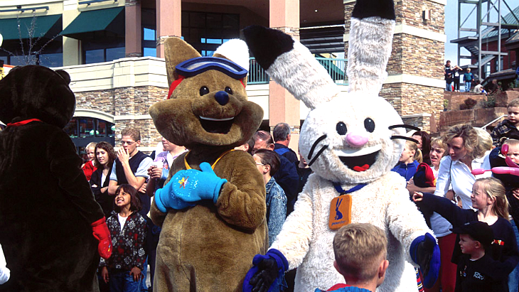 Талисманы Олимпиады-2002: заяц, койот и медведь