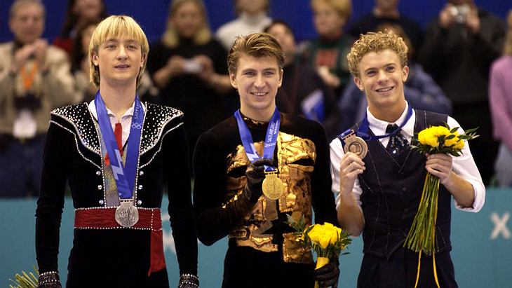 Алексей Ягудин завоевал золото Олимпиады, а Плющенко стал серебряным призером.