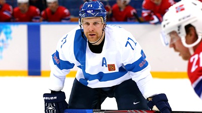 Лео Комаров