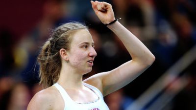 Мона Бартель