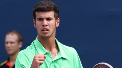 Карен Хачанов