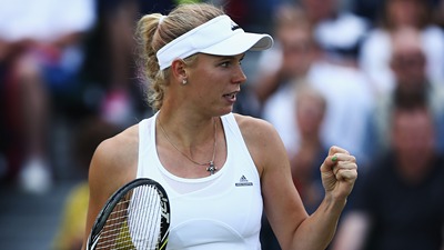 Каролин Возняцки