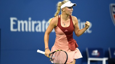 Каролин Возняцки