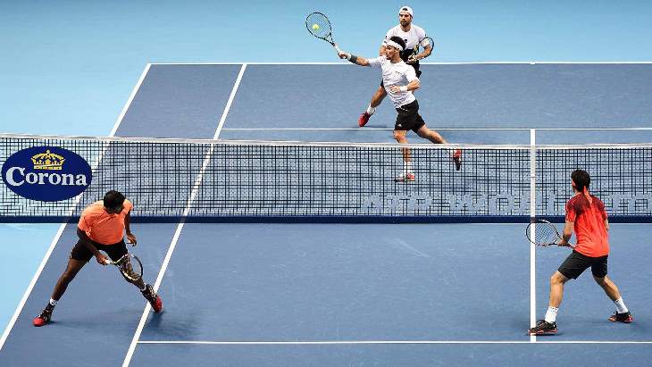 Болелли и Фоньини одержали первую победу