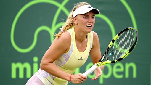 Каролин Возняцки