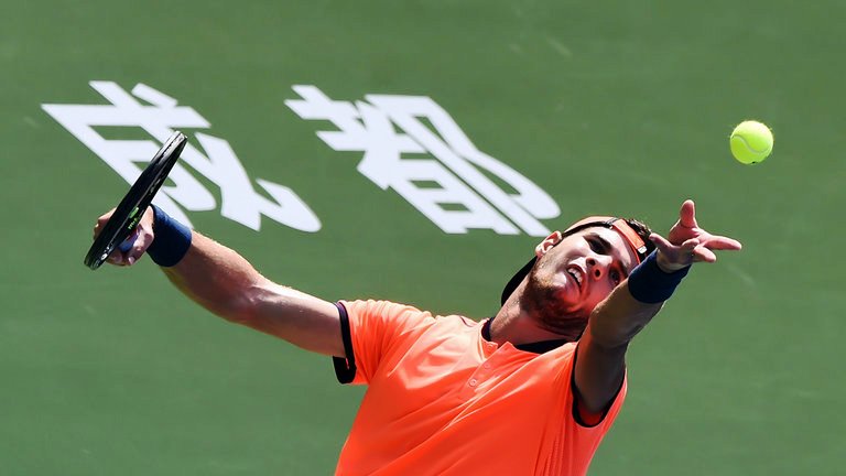 Карен Хачанов