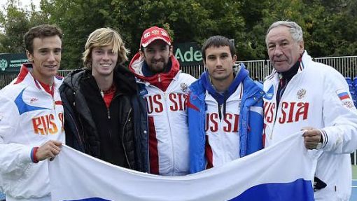 Шамиль Тарпищев (справа)