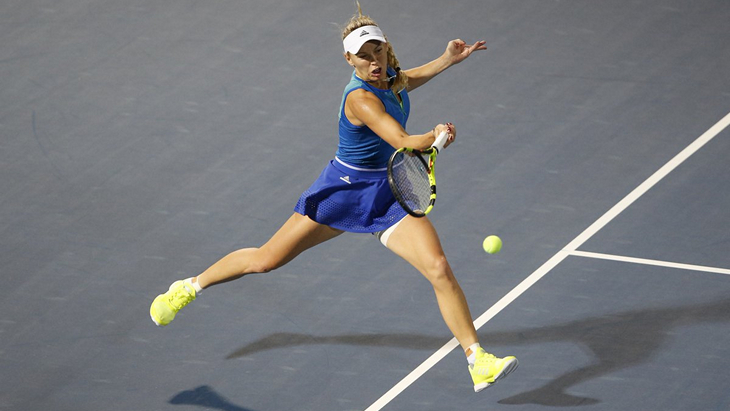 Каролин Возняцки