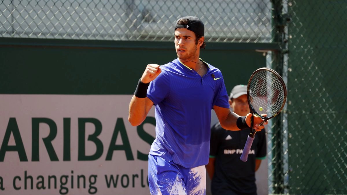 Карен Хачанов