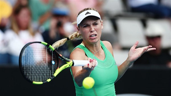 Каролин Возняцки