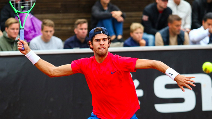 Карен Хачанов