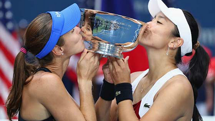 Мартина Хингис и Юнжань Чжань