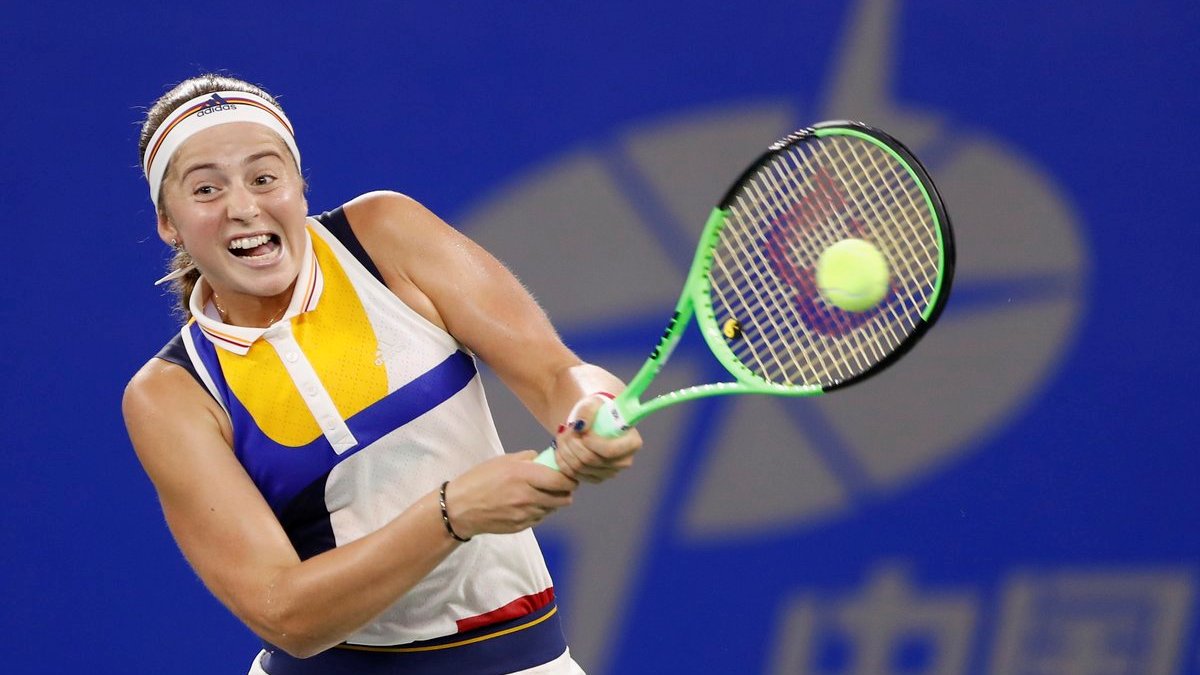 Елена Остапенко