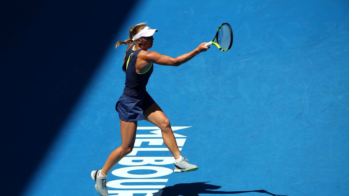 Каролин Возняцки