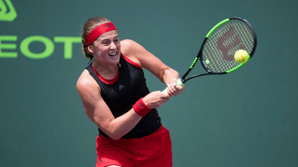 Елена Остапенко