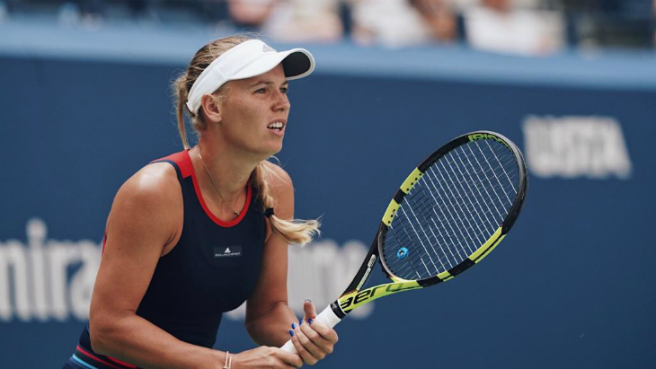 Каролин Возняцки