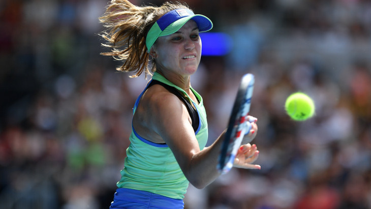 София Кенин