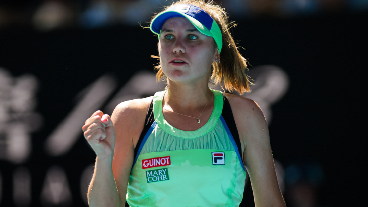 София Кенин