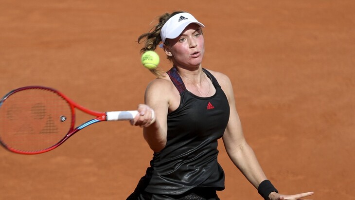 Елена Рыбакина