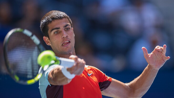 Карлос Алкьарас