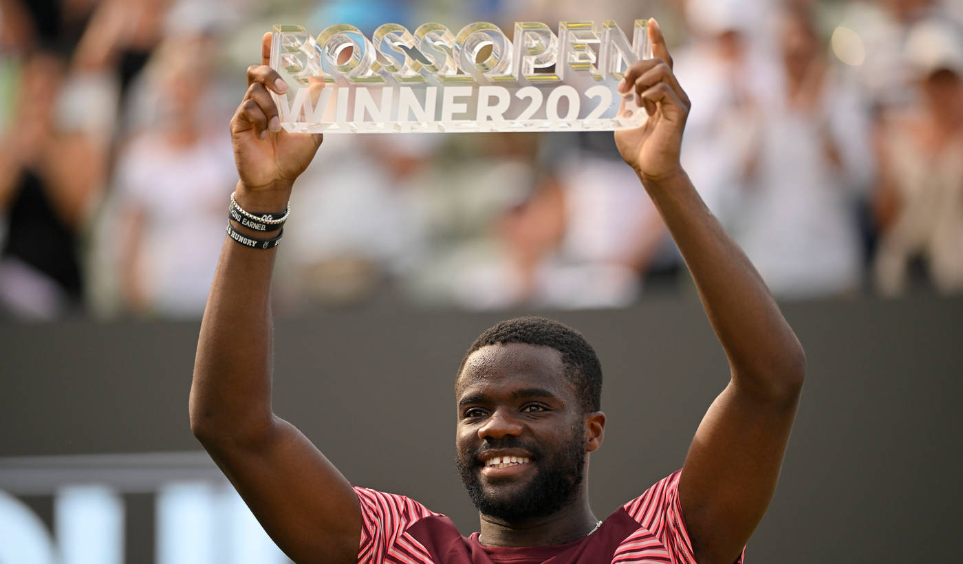 Фрэнсис Тиафо