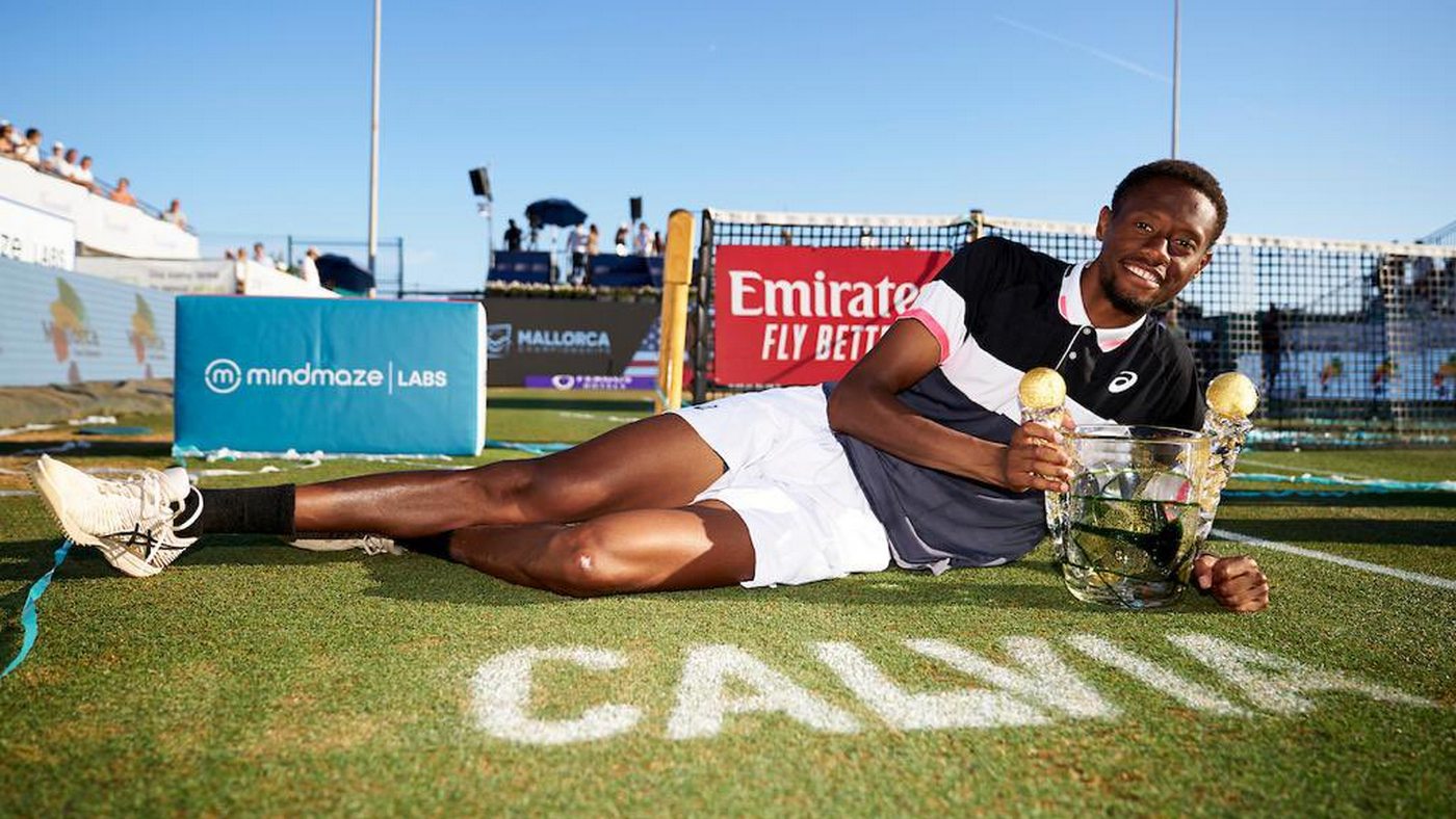 Кристофер Юбэнкс