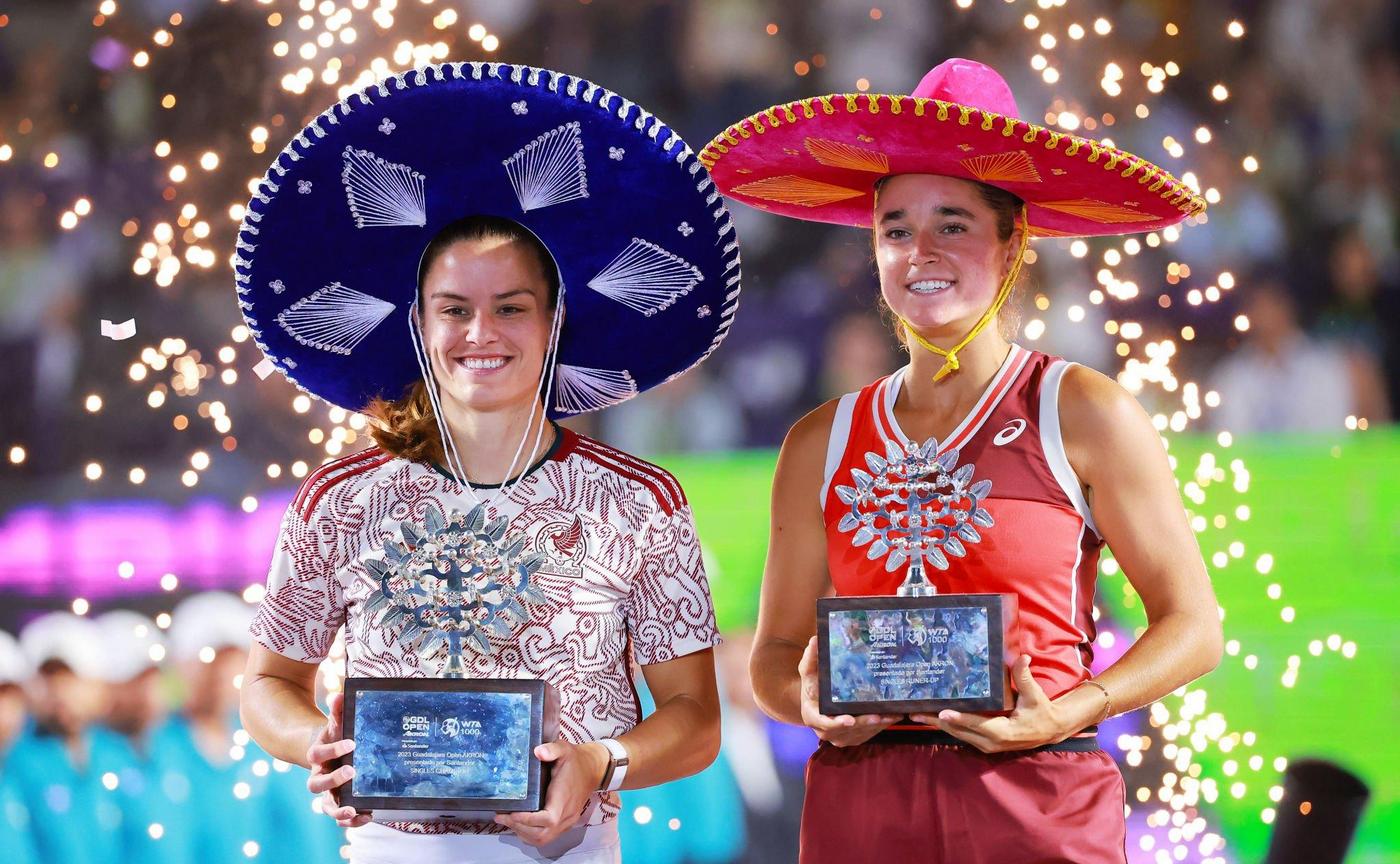 Мария Саккари и Кэролайн Доулхайд