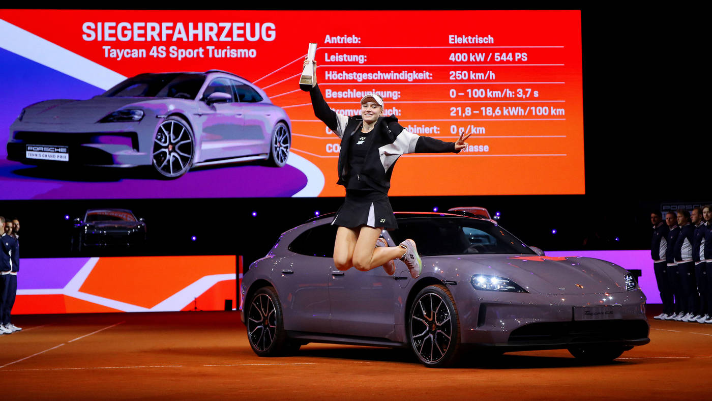 Елена Рыбакина