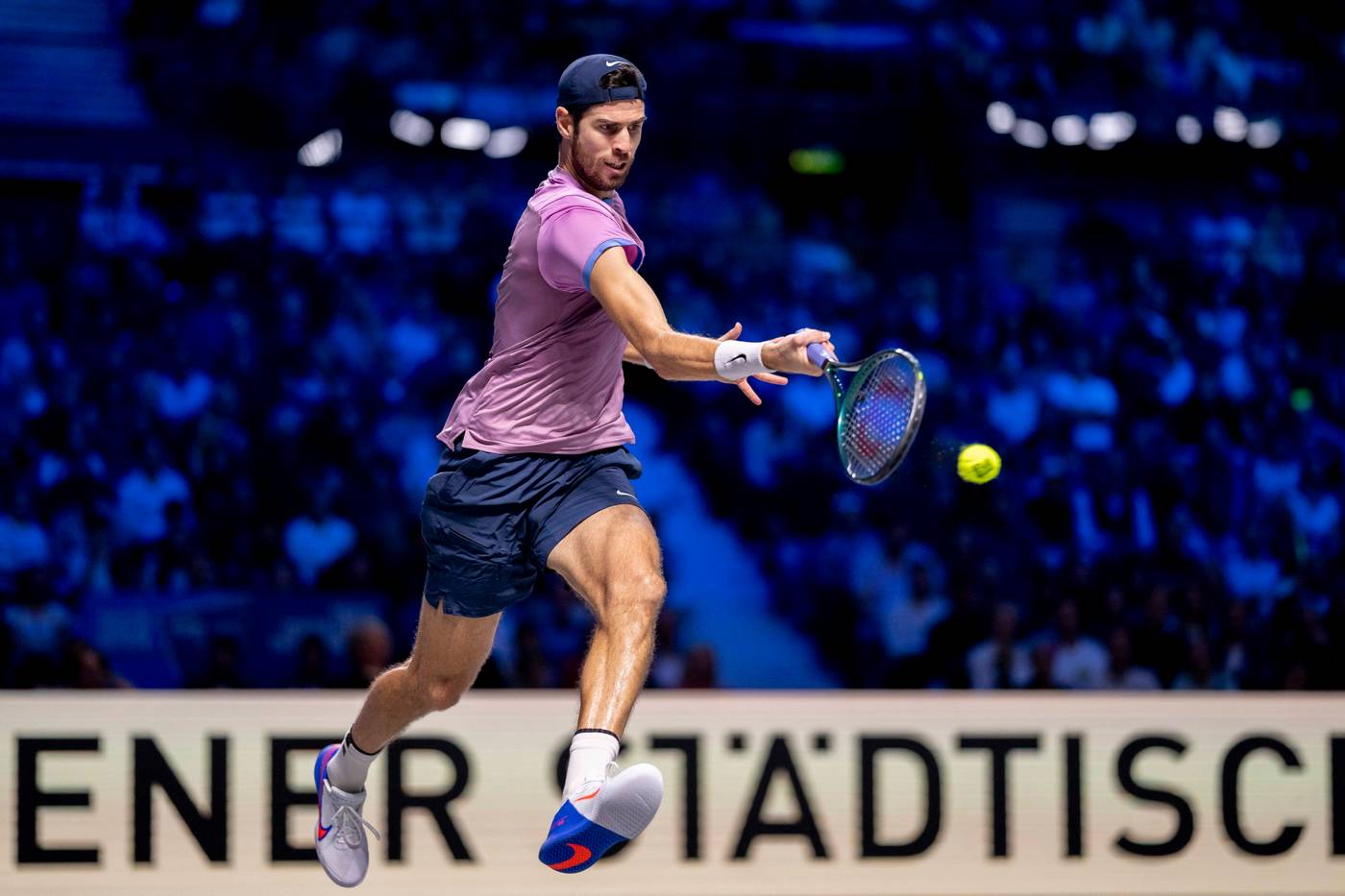 Карен Хачанов