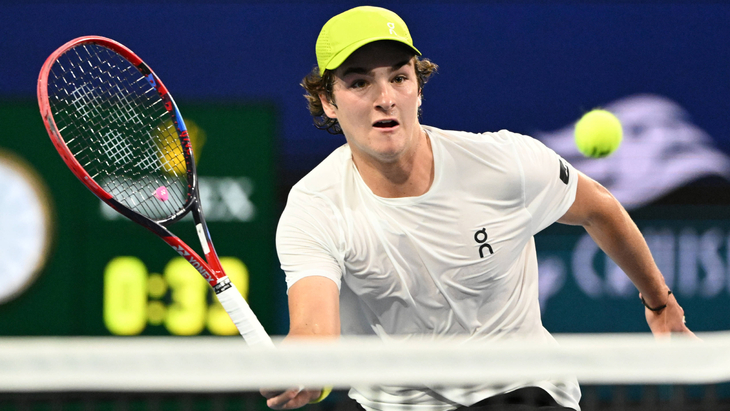 Алекс де Минор