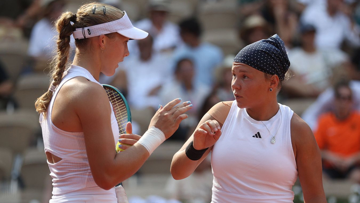 Мирра Андреева и Диана Шнайдер