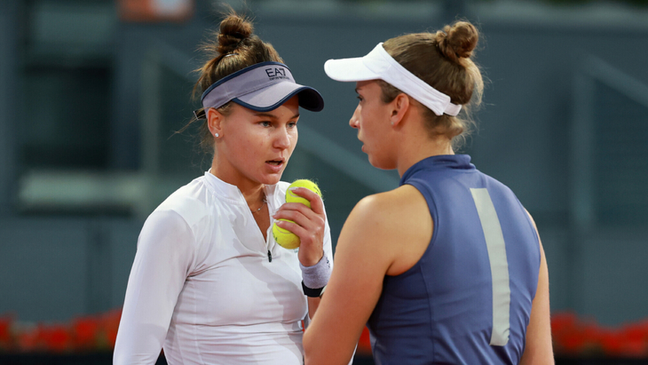 Вероника Кудерметова и Элизе Мертенс