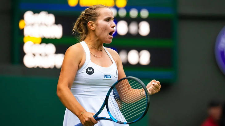 Софья Кенин