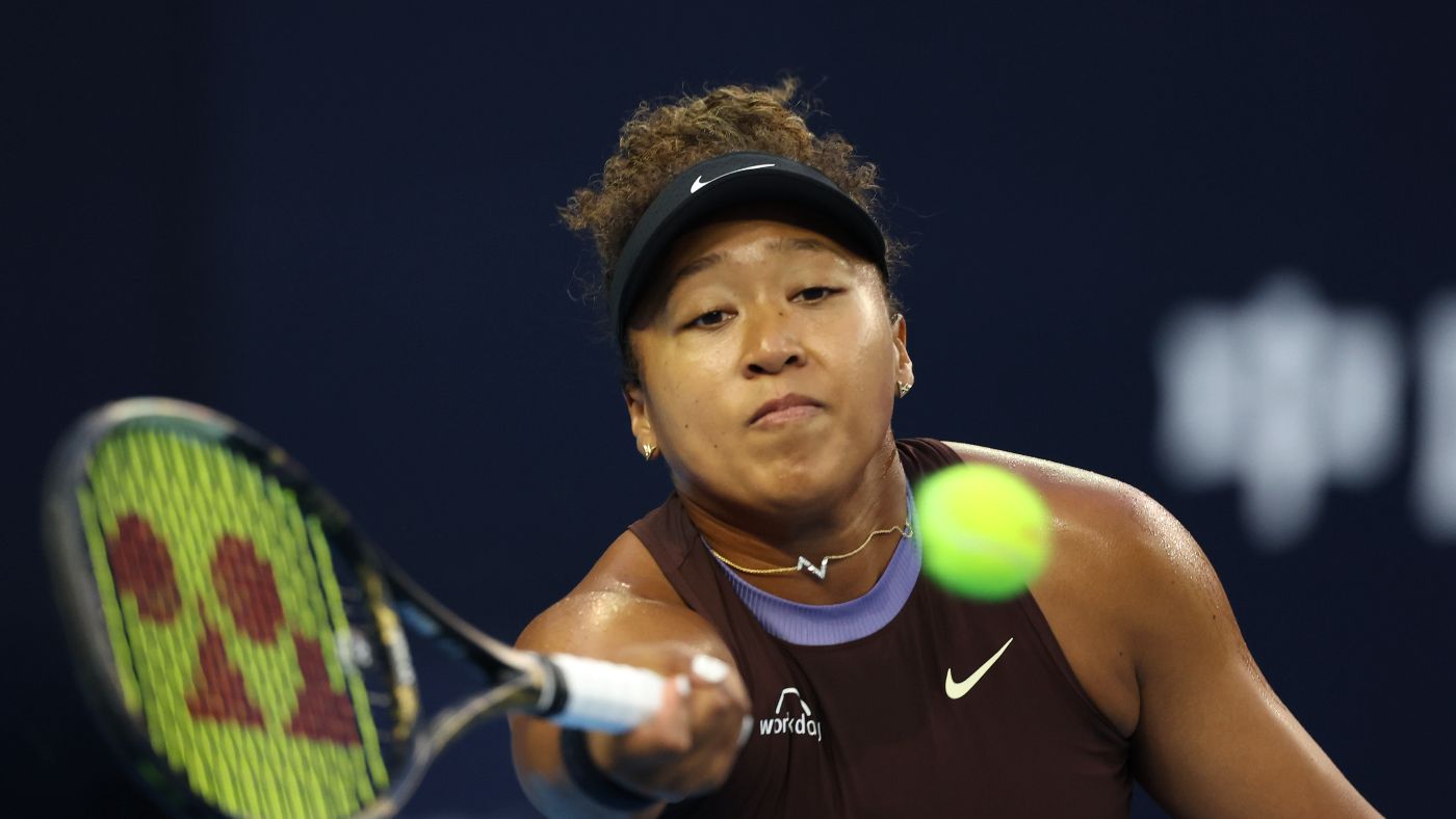 Наоми Осака