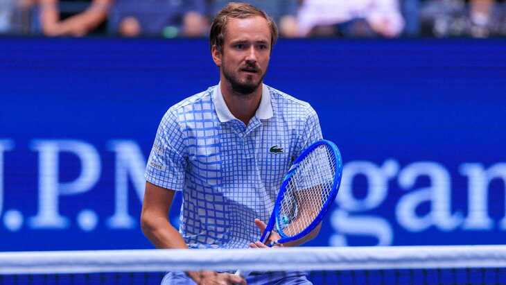 Даиил Медведев