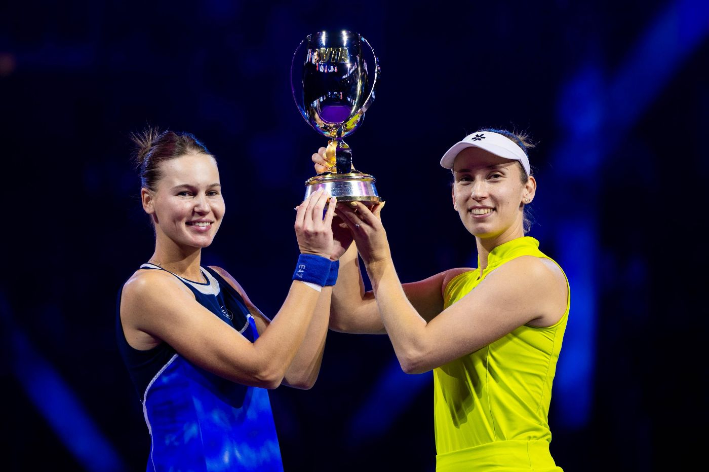 Вероника Кудерметова и Элиза Мертенс