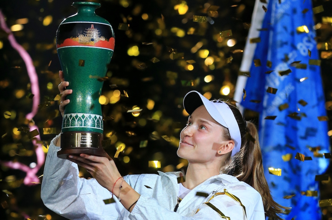Елена Рыбакина