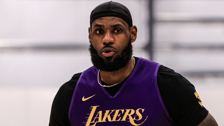 Леброн Джеймс