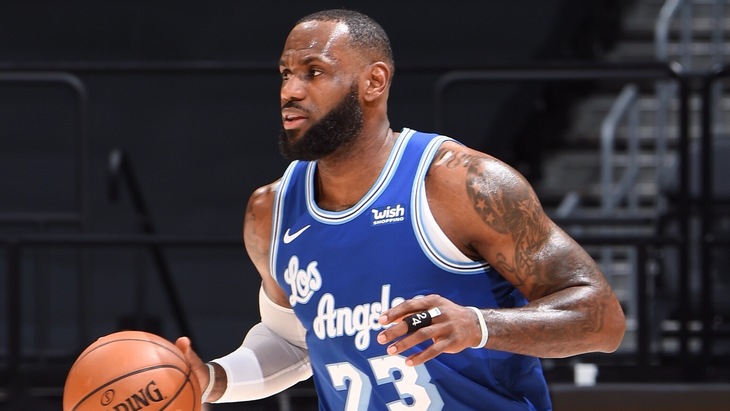 Леброн Джеймс