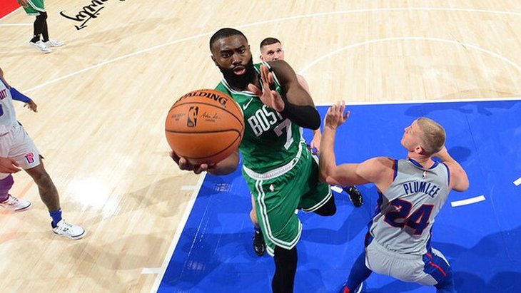 Джейлен Браун